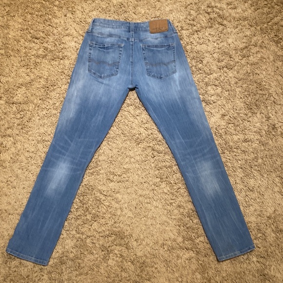 American Eagle Jeans Slim Light Wash 28x30 - Picture 2 of 4